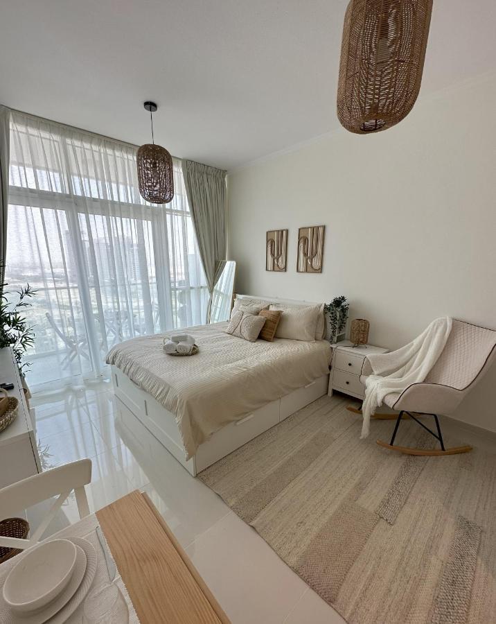 Tranquil Studio In Damac Hills Dubai Exteriör bild
